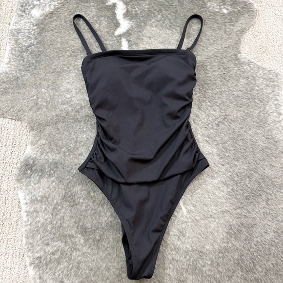 NWT Shade & Shore Black HIgh Leg Cheeky Swimsuit - Picture 2 of 12